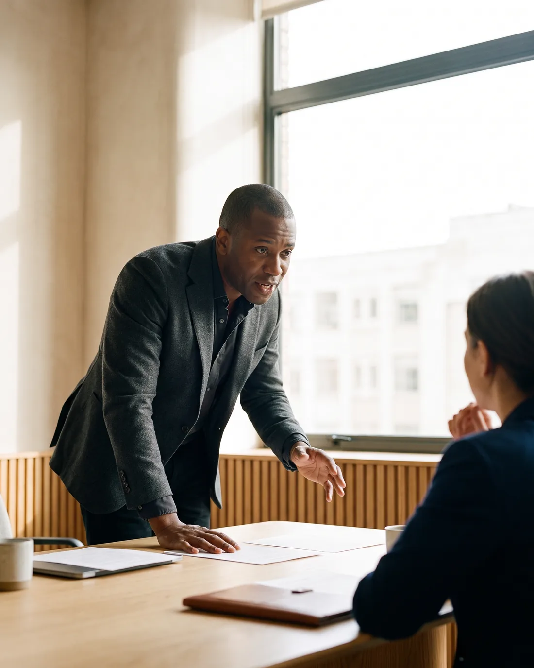 A fractional CFO at work in a Madrid business setting